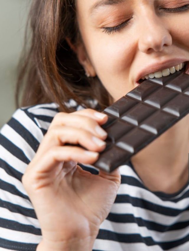 This is why dark chocolate is the best choice for maintaining brain health.